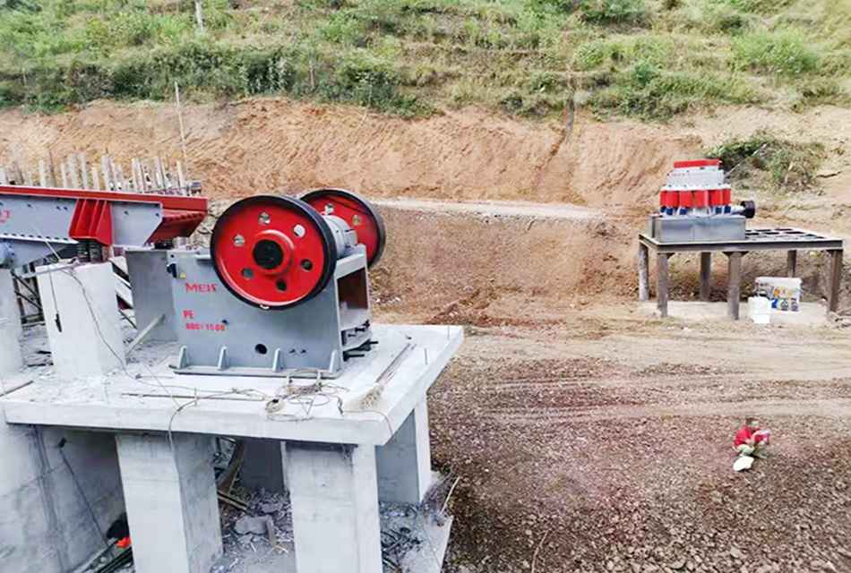 云南昭通時產(chǎn)200噸鵝卵石機(jī)制砂生產(chǎn)線