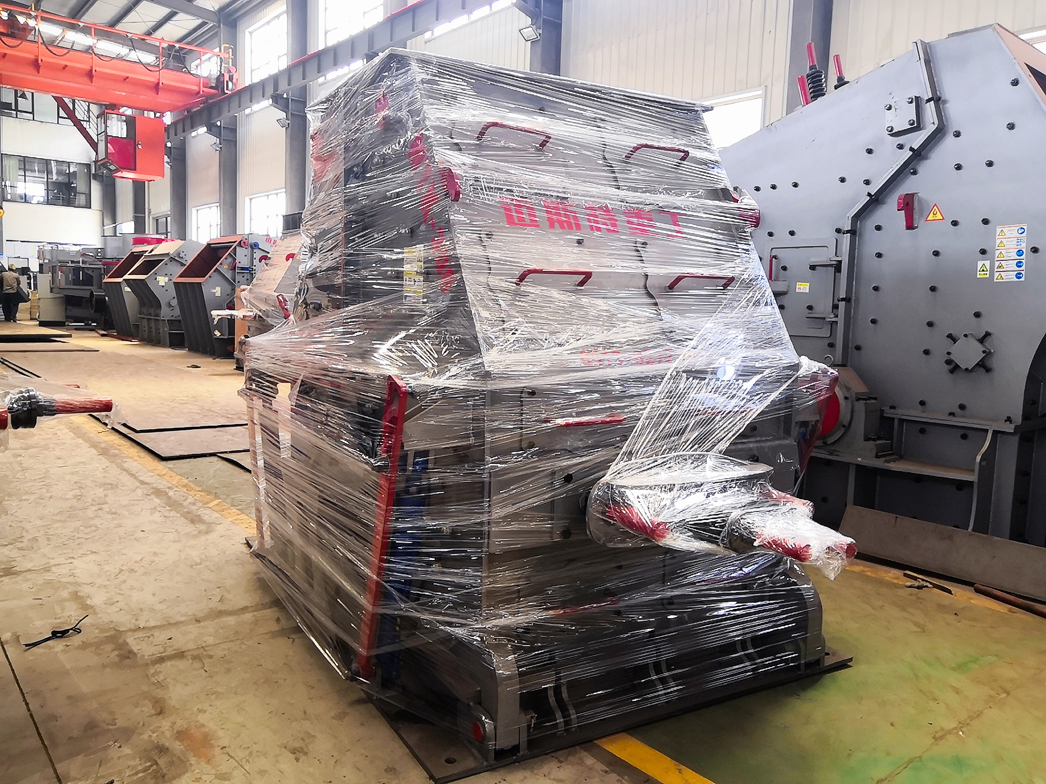 邁斯特重工設(shè)備出口埃塞俄比亞發(fā)貨現(xiàn)場(chǎng)