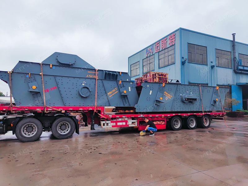 給料機、圓振篩是重要的砂石生產(chǎn)輔助設備